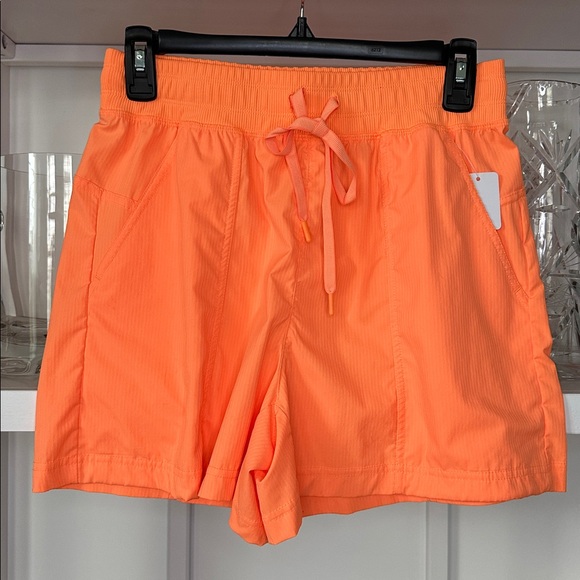 ✴️NWOT✴️ Avia Orange Athletic Shorts - Picture 1 of 5